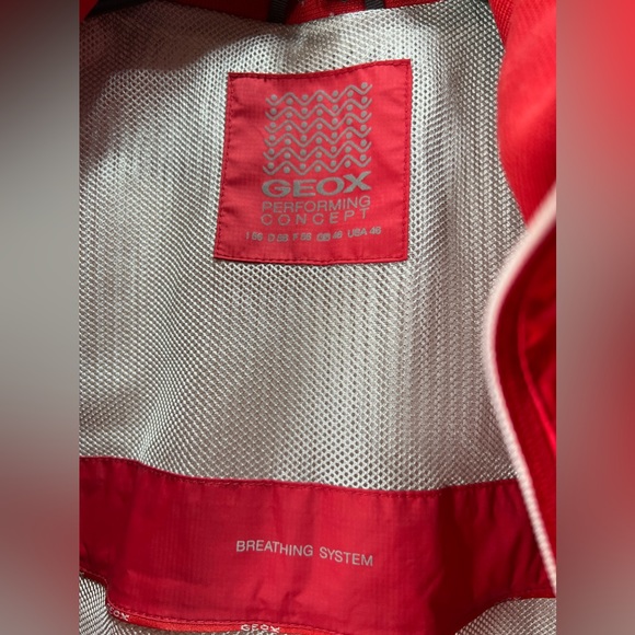 Geox Respira Performing Lightweight Jacket - Picture 12 of 13